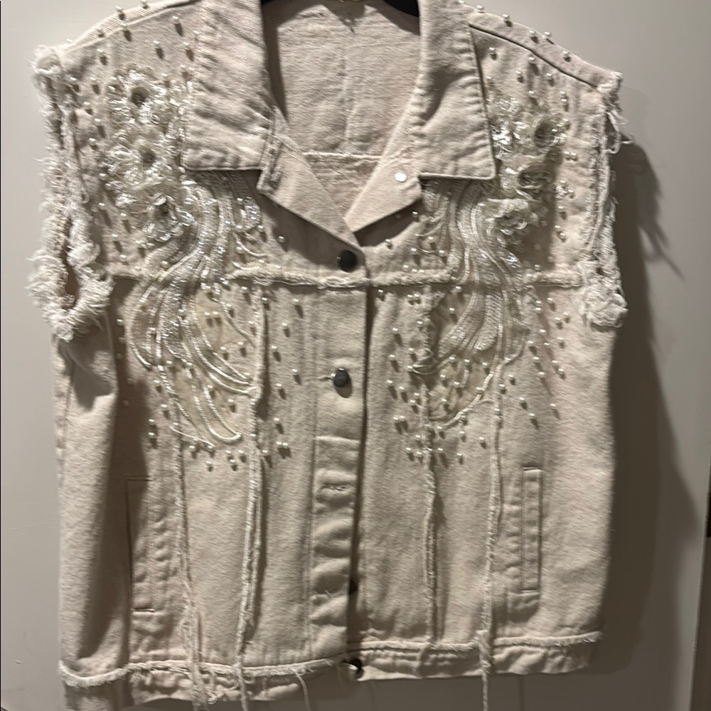 POL Cream Vest with Distressed Details